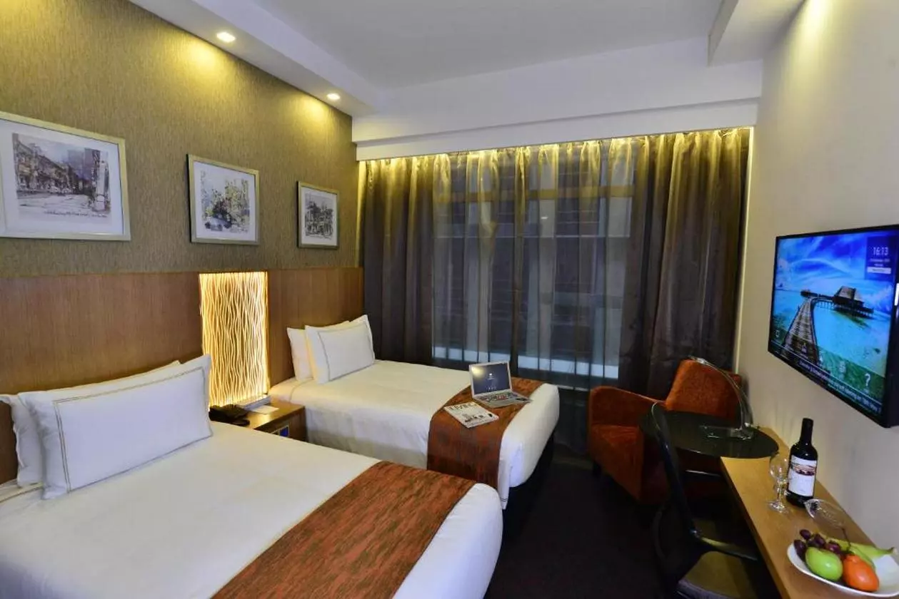 grandcentralprchard_shabavizparvaz (3).jpg